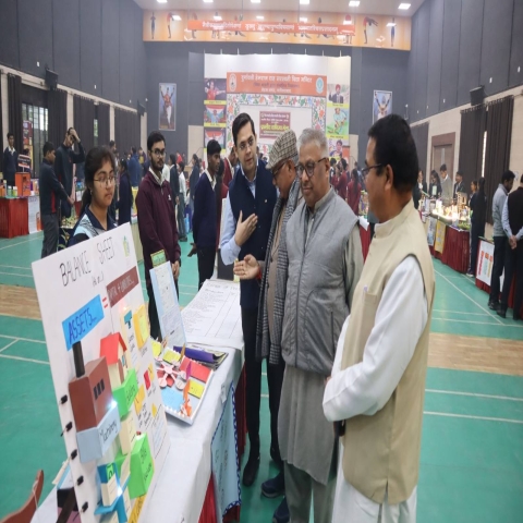 Nehru Nagar, Ghaziabad | Grand Organisation of Commerce Fair